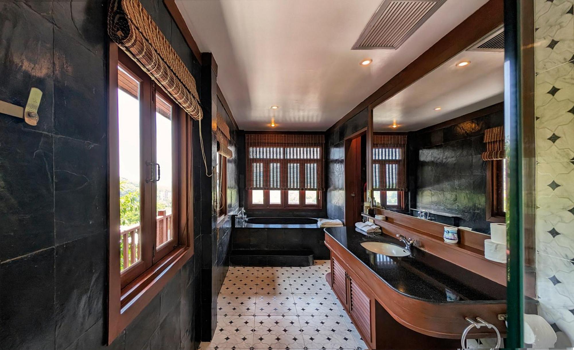 Nakawanna Villa Phuket Eksteriør bilde